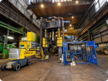 Dismantling of the 4,000-metric-ton forging press in the factory hall