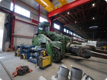 Reassembly of the forging press at the new location